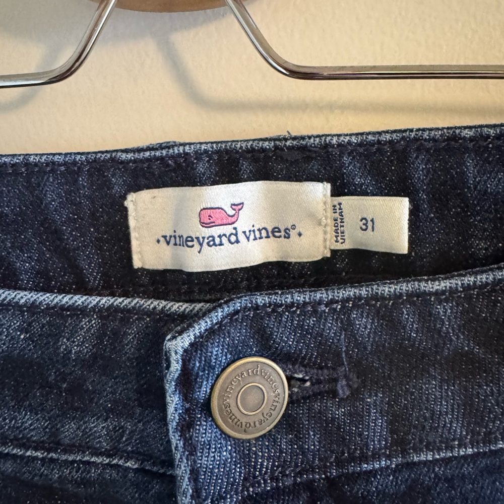 Vineyard Vines Women’s Cropped Jeans - Picture 2 of 5